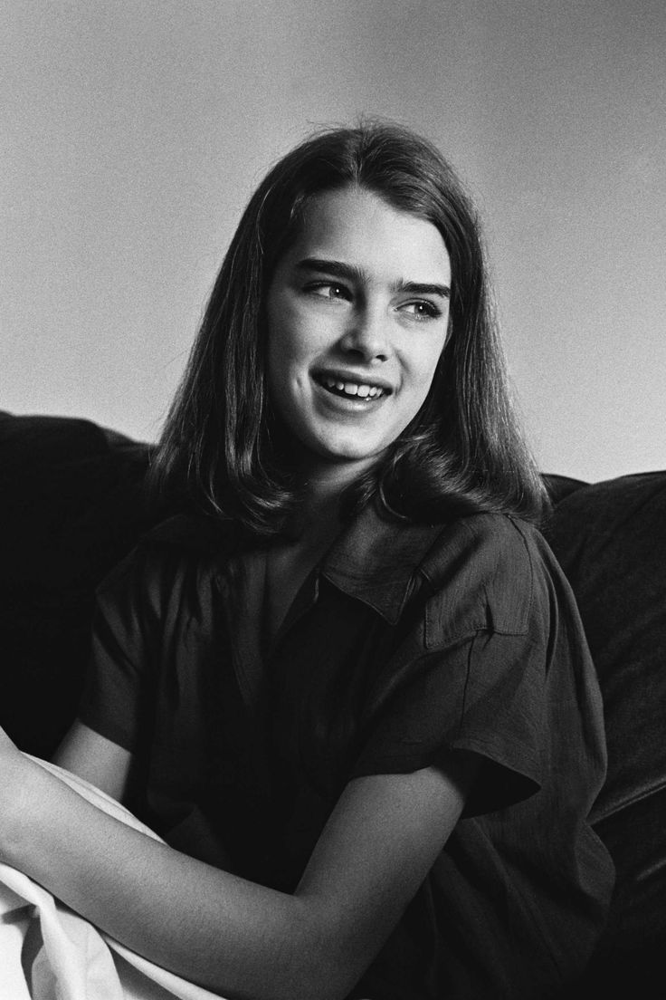 90df24dc4e3086fcf638c5cd5a64fe9d--festival-photo-brooke-shields