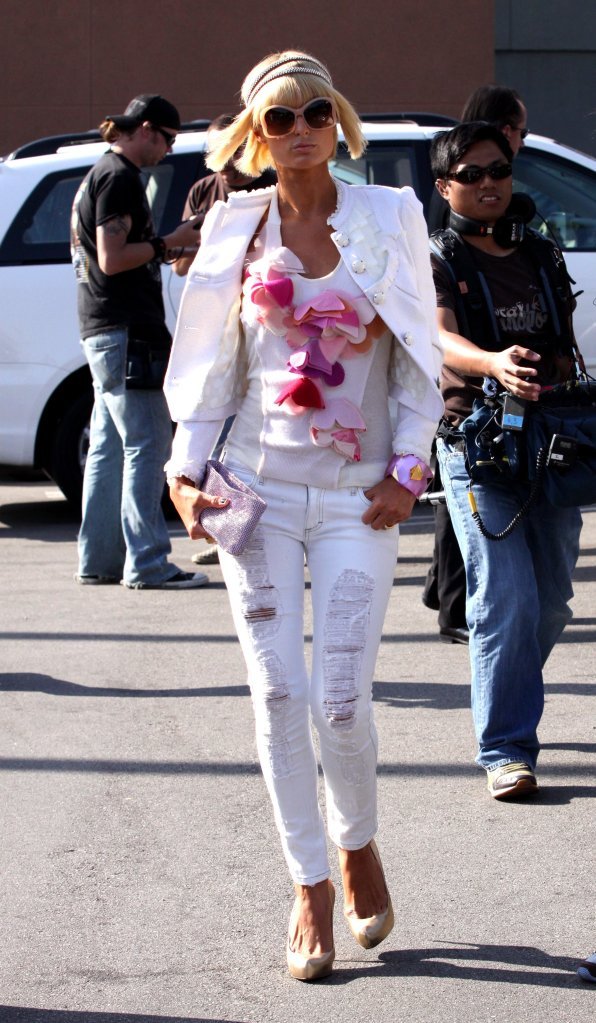 Paris-Hilton-street-style-Hollywood