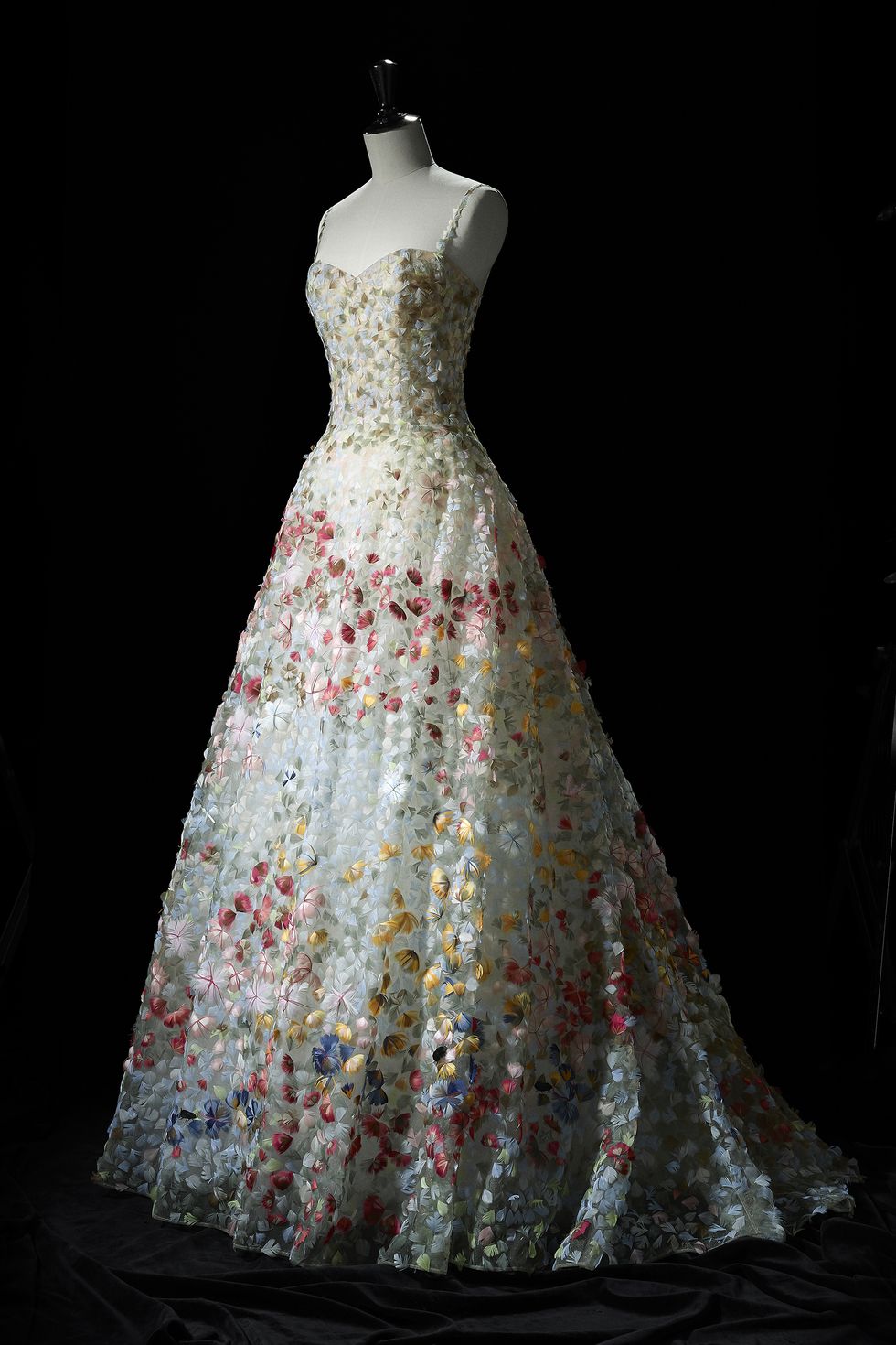 hbz-dior-va-museum-02-1530545211