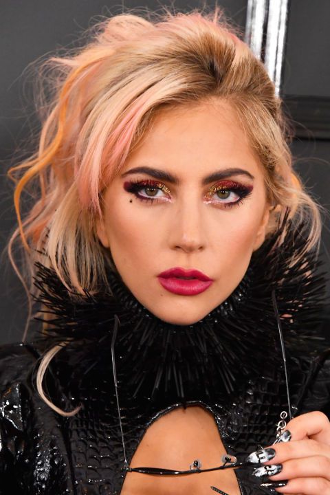 1488832822-gallery-1487020564-hbz-rose-gold-hair-lady-gaga-getty