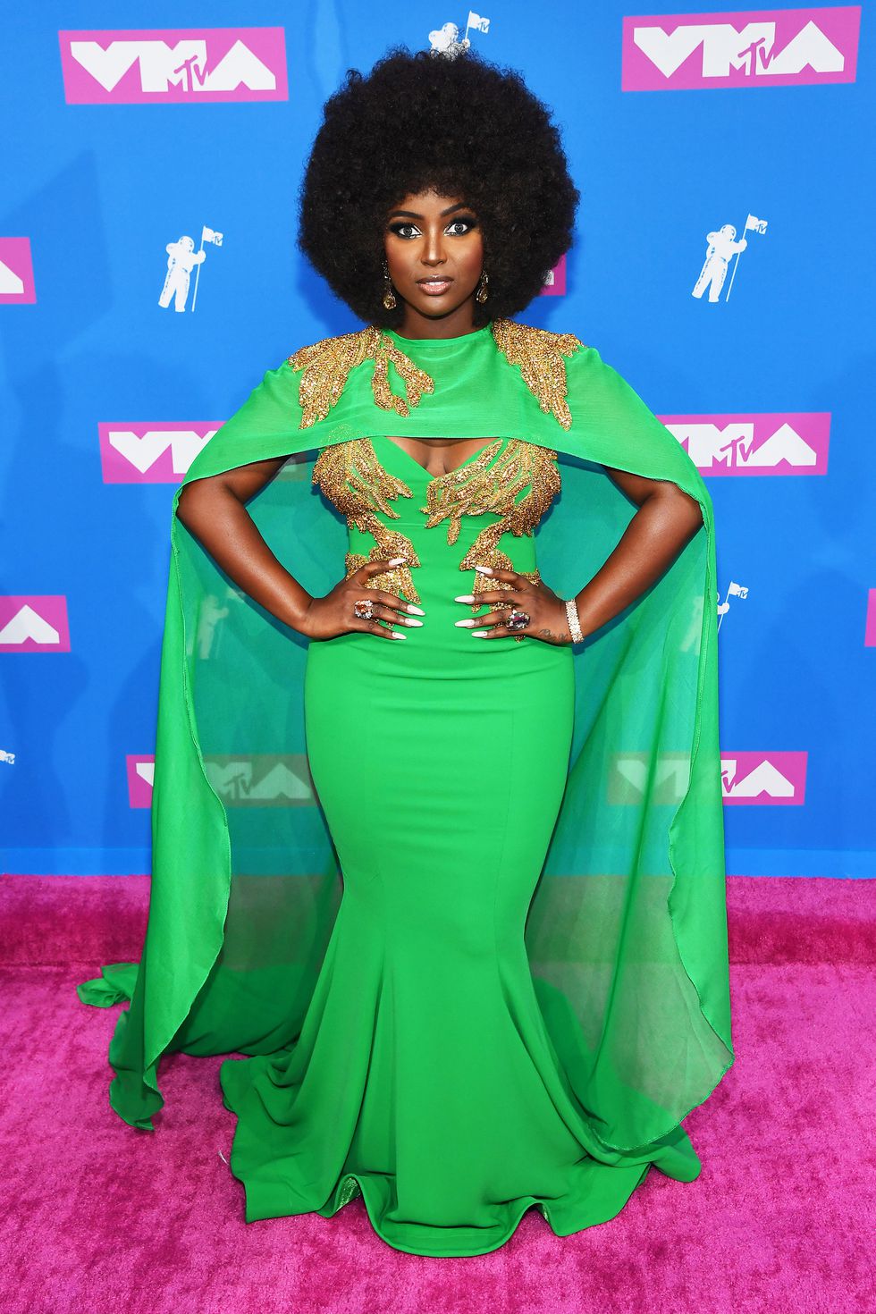 hbz-vmas-2018-amara-la-negra-1534810212