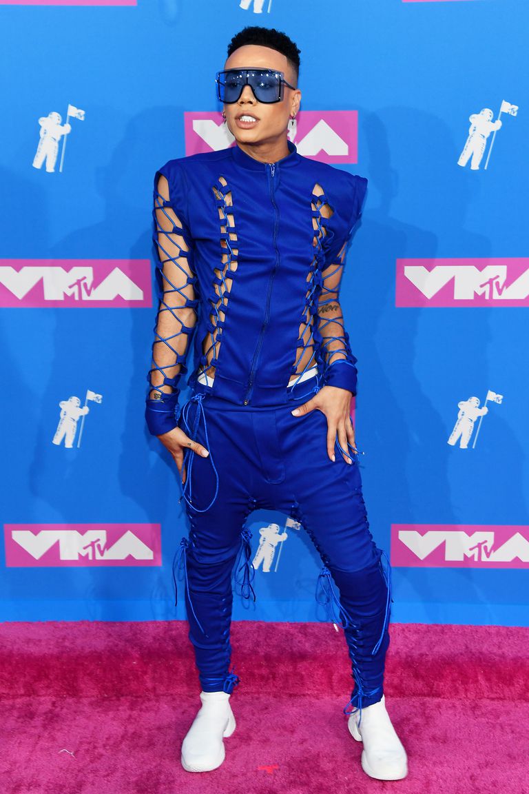 hbz-vmas-2018-bobby-lytes-1534812257